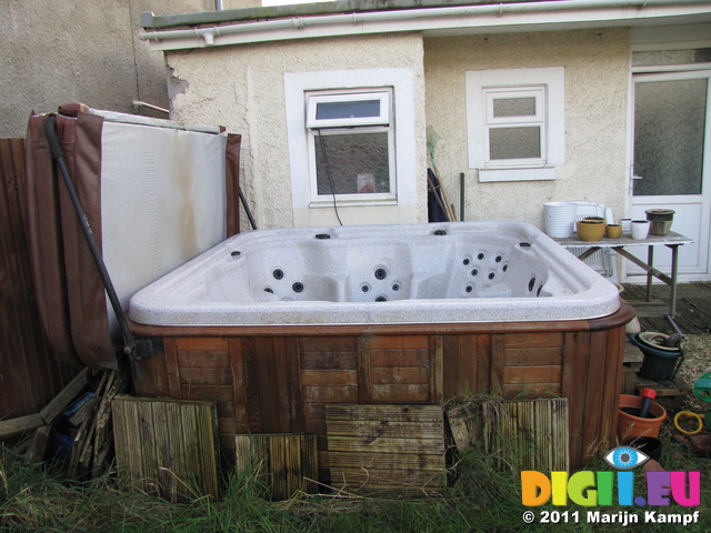 SX21156 Used hot tub for sale